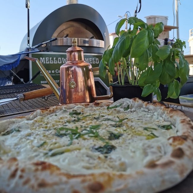 Ricota e Cipola Pizza